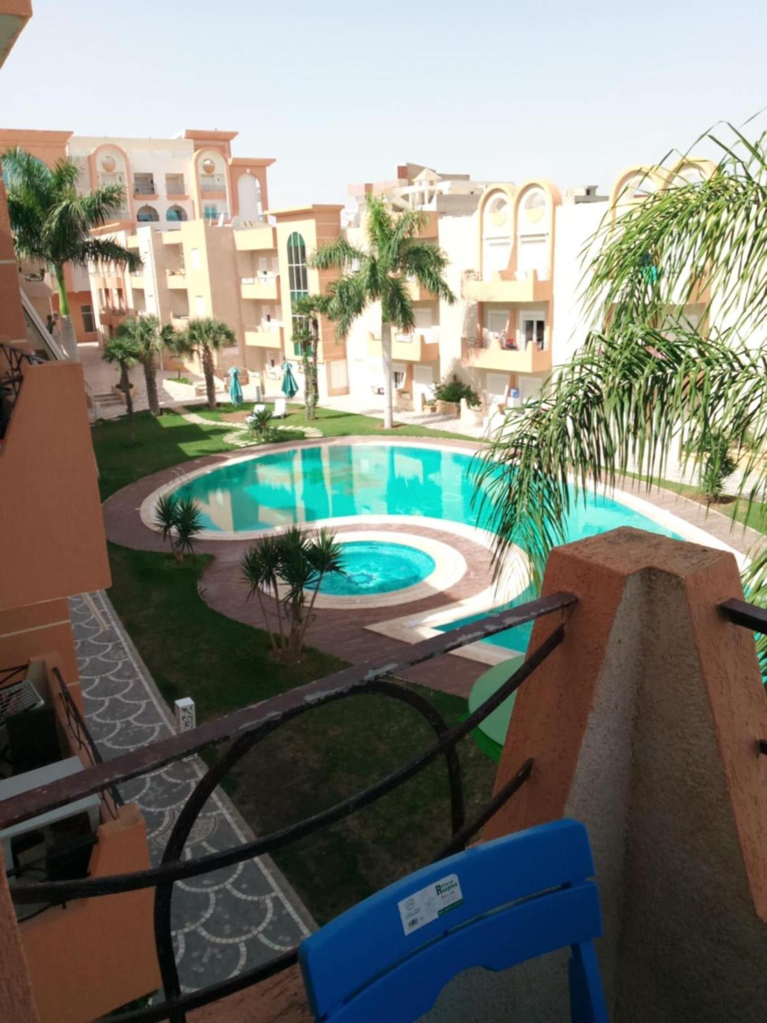 Apartment Cosi Vue Piscine Au Bord De La A Chott Meriem Et Dans Un Emplacement Privilegie Port El Kantaoui
